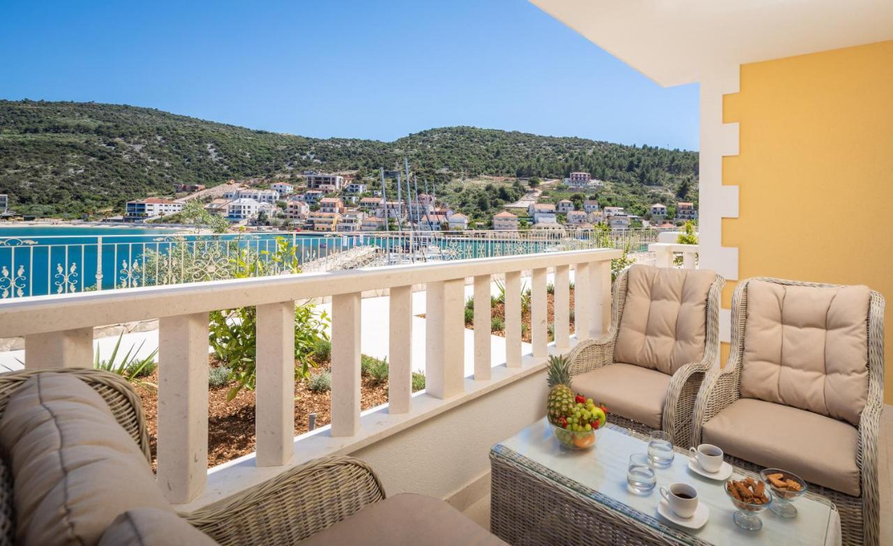 Apartments Villa Maracella Marina Esterno foto