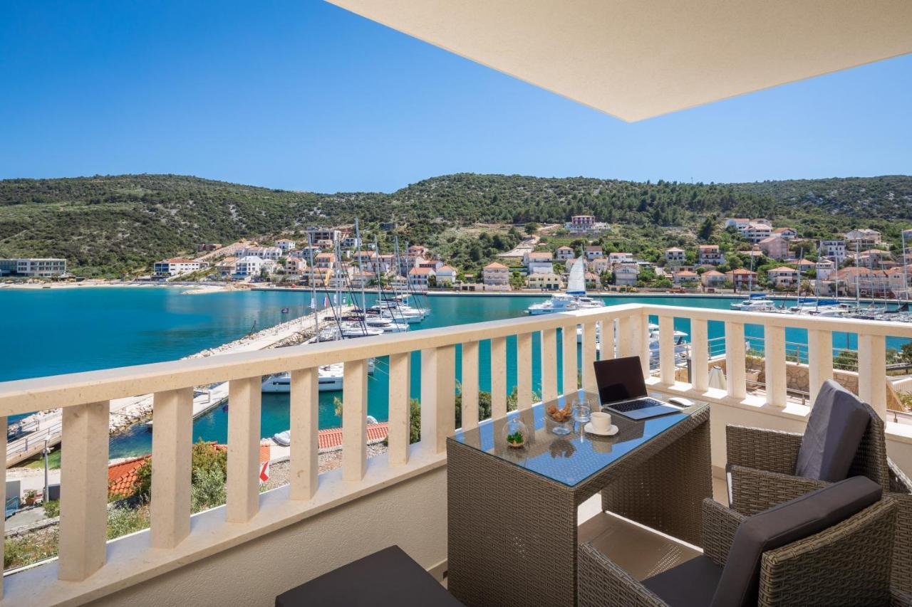 Apartments Villa Maracella Marina Esterno foto