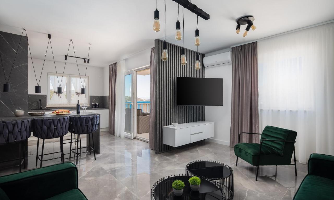 Apartments Villa Maracella Marina Esterno foto