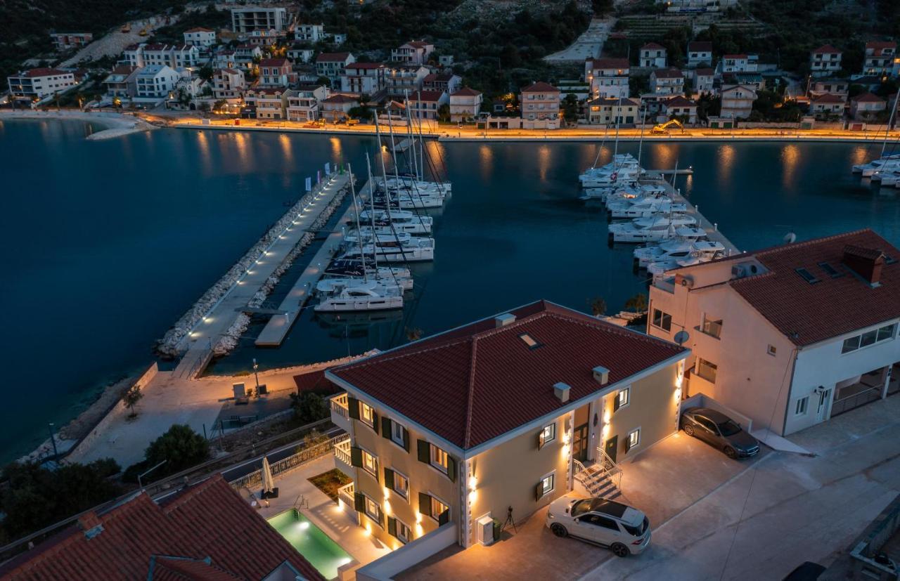 Apartments Villa Maracella Marina Esterno foto