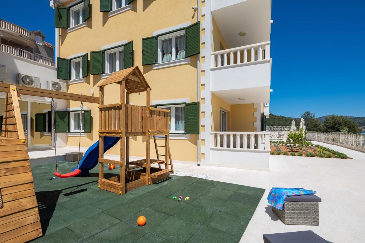 Apartments Villa Maracella Marina Esterno foto